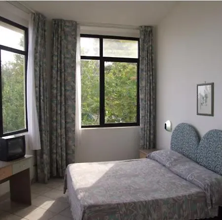 Piccolo Paradiso Di Hotel 3*