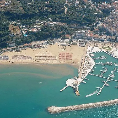 Hotel Piccolo Paradiso Di Rodi Garganico
