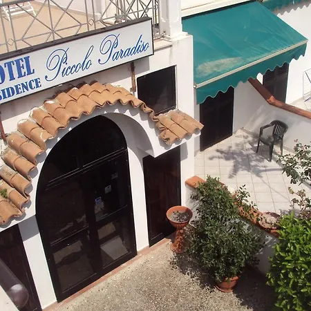 Piccolo Paradiso Di Szálloda 3*