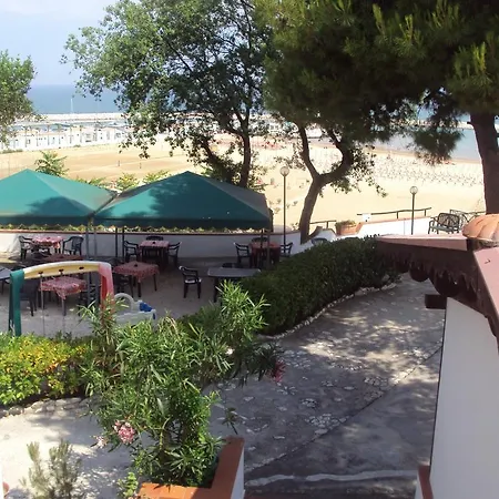 Piccolo Paradiso Di 3*