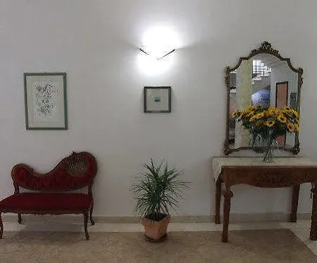 Piccolo Paradiso Di Hotel Rodi Garganico