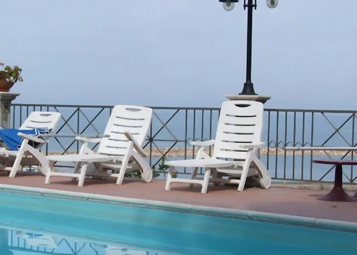 Otel Piccolo Paradiso Di 3*