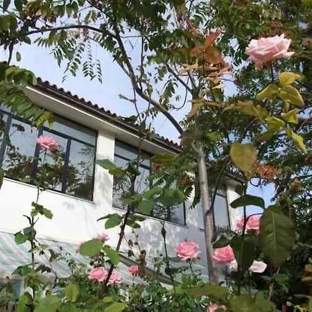 Piccolo Paradiso Di רודי גרגניקו