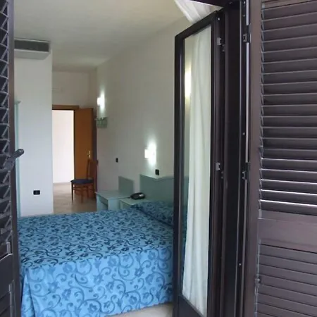 Piccolo Paradiso Di Hotel Rodi Garganico