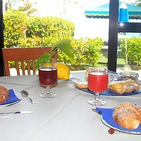Piccolo Paradiso Di 3* Rodi Garganico