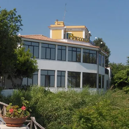 מלון Piccolo Paradiso Di 3*